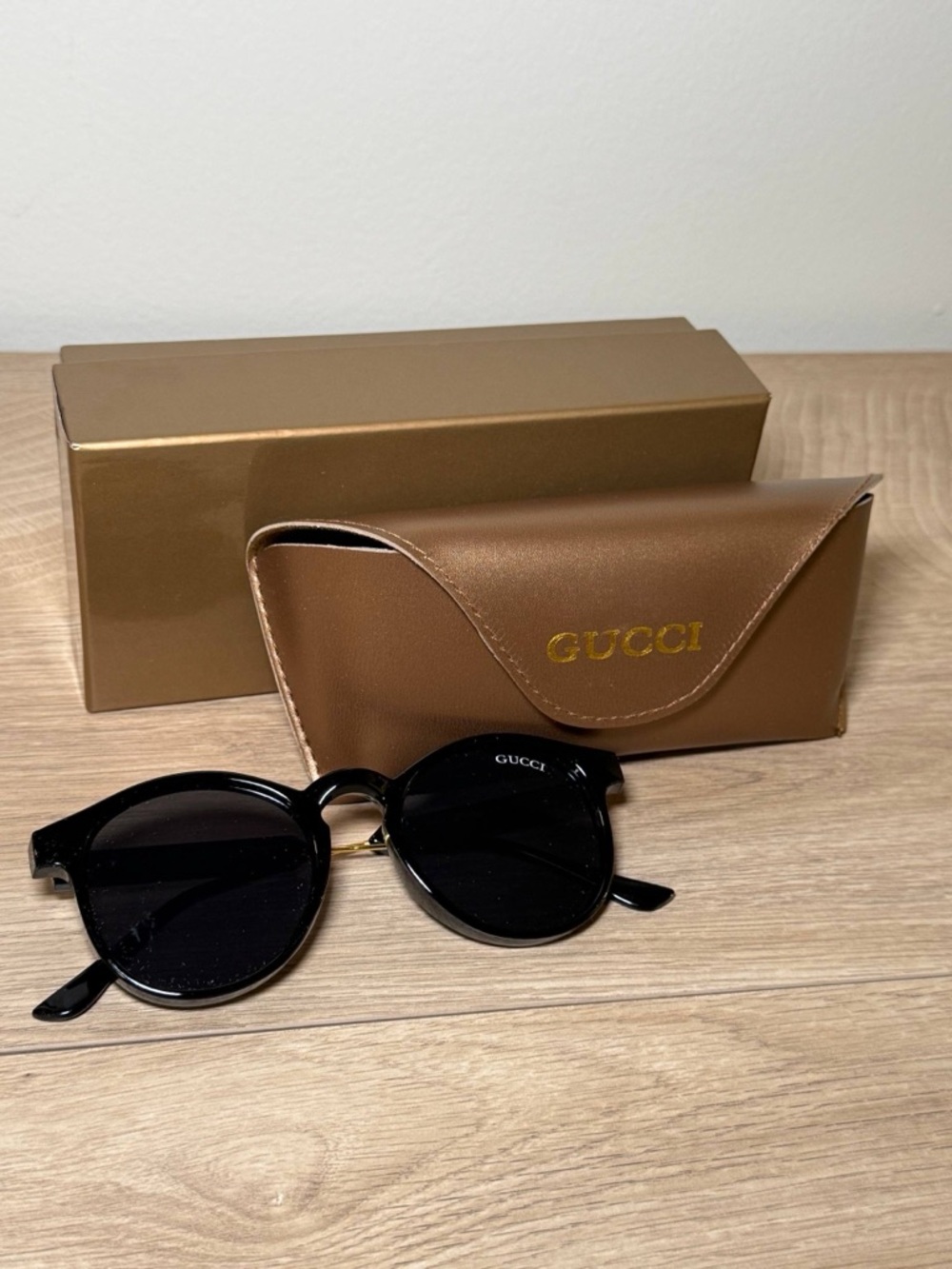 GUCCI Round Sunglasses
